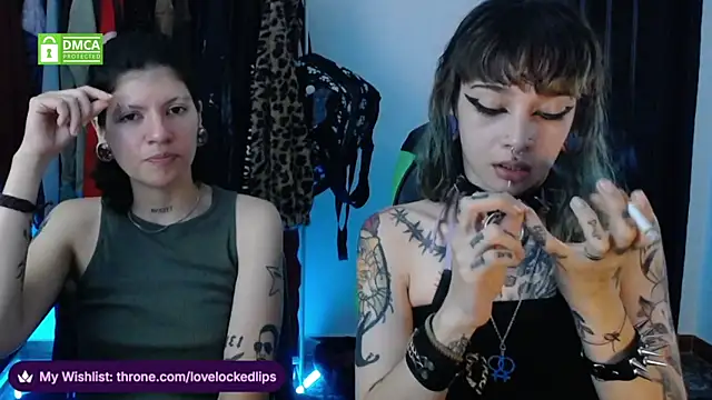 Snapshot of lovelockedlips chatting on May 29, 2026, 2:31 am lovelockedlips online show from May 29, 2026, 2:31 am