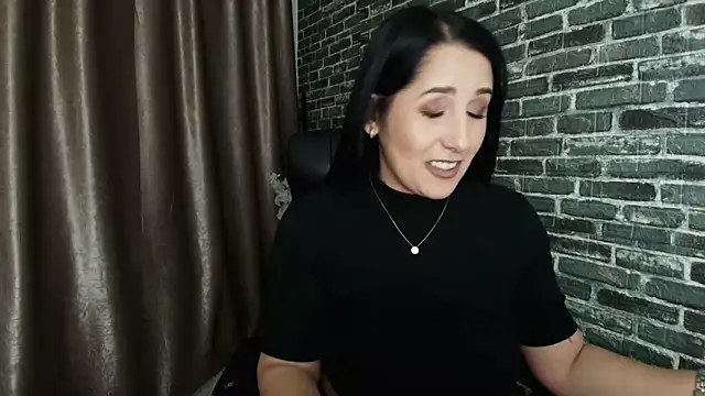 missdyaa online show from October 20, 2025, 11:16 pm