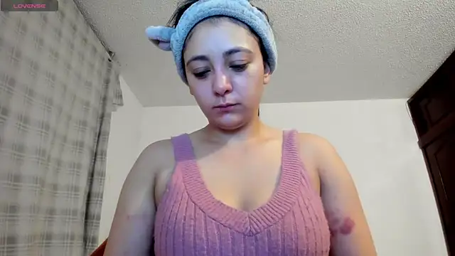 xx chloesex online show from April 25, 2026, 4:04 am