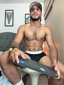 Maximiliano ford online show from March 22, 2025, 9:45 am