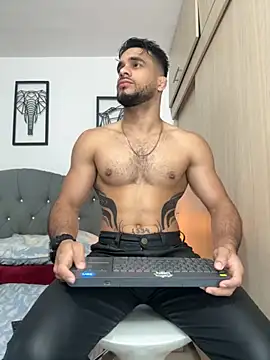 Maximiliano ford online show from September 21, 2025, 10:50 am