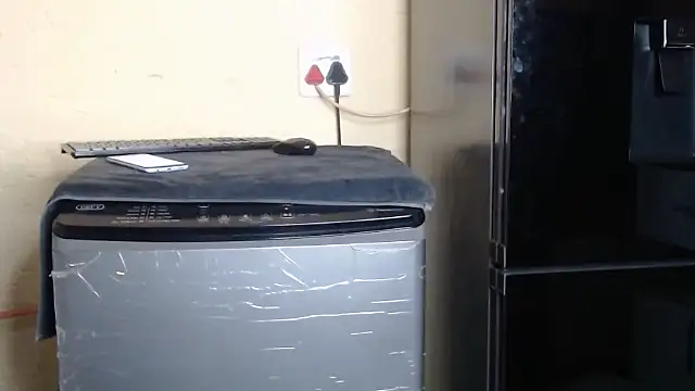 sexdevolxx online show from November 3, 2025, 7:09 am