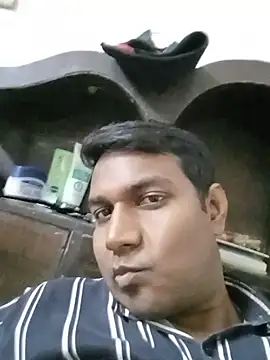 vikesh05 online show from December 2, 2025, 8:04 pm