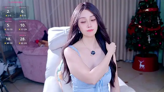 NovaNana online show from April 10, 2026, 1:27 pm