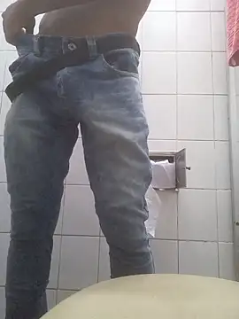 Snapshot of morenin_rj chatting on February 20, 2026, 8:20 pm morenin rj online show from February 20, 2026, 8:20 pm