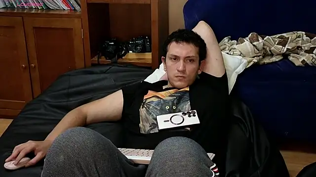 Snapshot of hardaftercum chatting on October 17, 2025, 3:31 am hardaftercum online show from October 17, 2025, 3:31 am