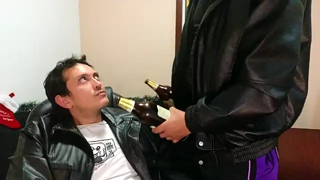 Snapshot of hardaftercum chatting on November 20, 2025, 2:34 am hardaftercum online show from November 20, 2025, 2:34 am