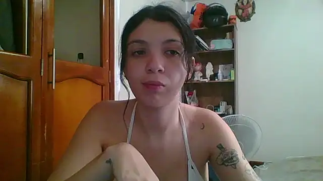 Snapshot of Shopianova chatting on February 28, 2026, 9:38 pm Shopianova online show from February 28, 2026, 9:38 pm