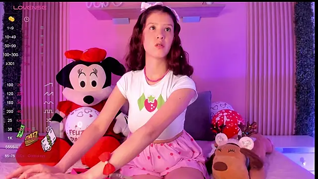 Snapshot of Sophie_joyy chatting on November 21, 2025, 3:27 am Sophie joyy online show from November 21, 2025, 3:27 am