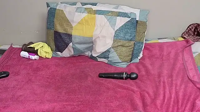 Snapshot of spicybootie chatting on March 6, 2026, 2:35 pm spicybootie online show from March 6, 2026, 2:35 pm