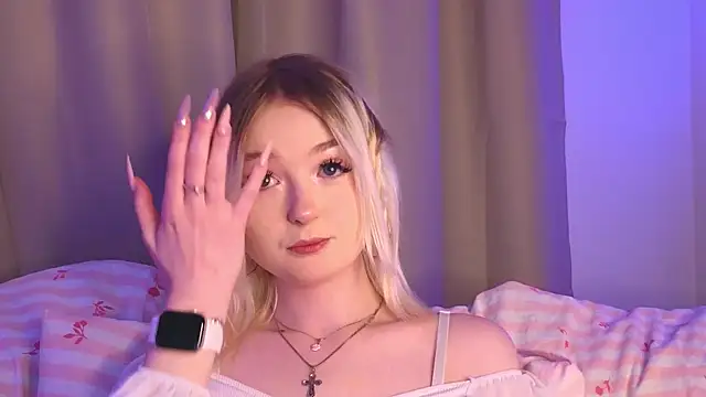 Snapshot of minigirl chatting on February 12, 2026, 4:24 pm minigirl online show from February 12, 2026, 4:24 pm