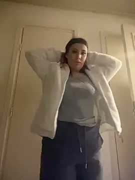 Snapshot of Natasha_Cameron22 chatting on May 6, 2026, 8:58 pm Natasha Cameron22 online show from May 6, 2026, 8:58 pm