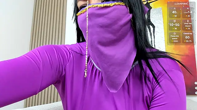 Layla arabelle online show from March 15, 2025, 9:49 pm