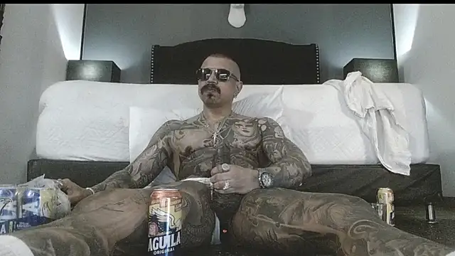 danilog515 online show from October 2, 2025, 5:58 am