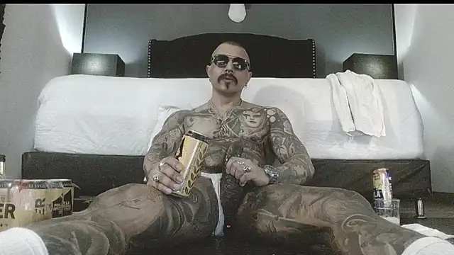 danilog515 online show from October 7, 2025, 3:47 am