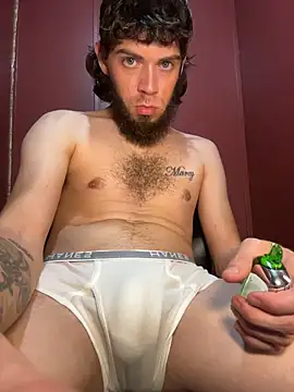 bwcizThrobbing online show from November 18, 2025, 11:25 am