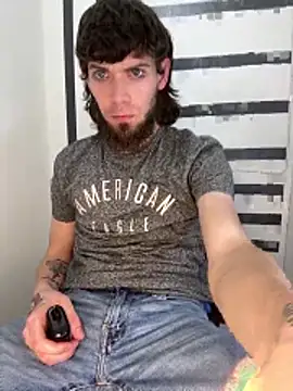 bwcizThrobbing online show from March 18, 2026, 5:16 pm