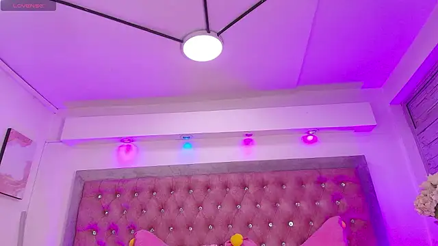 Snapshot of Andy_Leex chatting on February 8, 2026, 8:45 pm Andy Leex online show from February 8, 2026, 8:45 pm