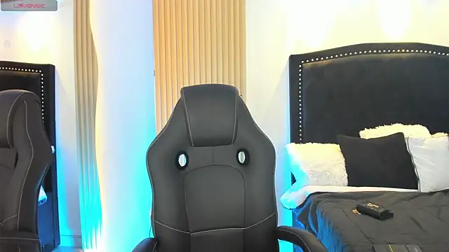 LiamWildx20 online show from June 3, 2026, 4:26 am