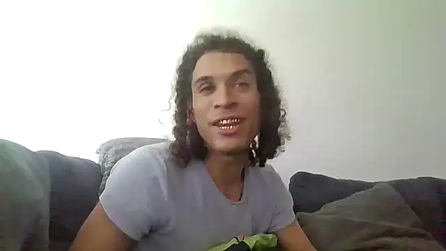 Snapshot of shurthingx chatting on July 16, 2026, 7:20 pm shurthingx online show from July 16, 2026, 7:20 pm