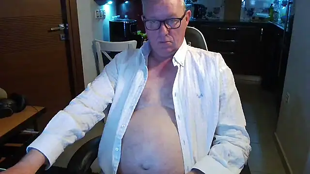 JamesBauer online show from February 28, 2026, 4:35 am