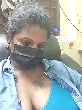 Snapshot of poojaa-rani chatting on October 31, 2025, 5:14 pm poojaa-rani online show from October 31, 2025, 5:14 pm