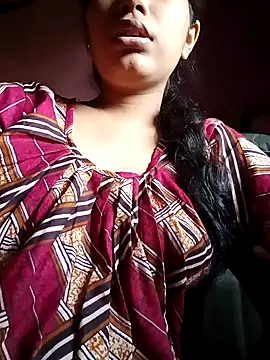 adrija94 online show from December 19, 2025, 7:37 am