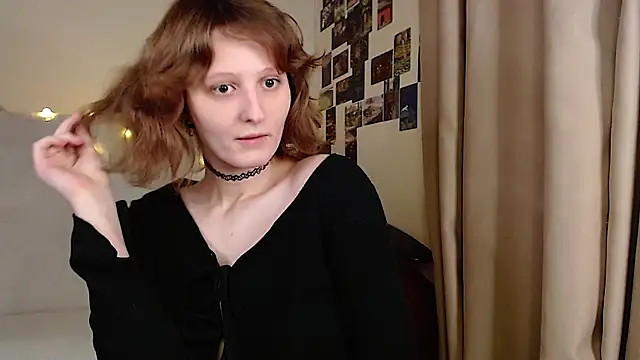 Snapshot of c0ralynx chatting on October 9, 2025, 2:20 am c0ralynx online show from October 9, 2025, 2:20 am