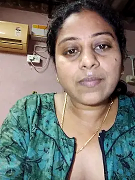 JENNIFERtamil online show from May 18, 2026, 7:58 am