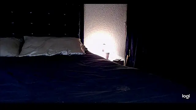 Snapshot of andrea_gomes_ chatting on September 28, 2025, 8:09 am andrea gomes online show from September 28, 2025, 8:09 am