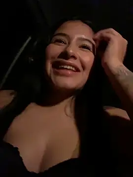 Snapshot of andrea_gomes_ chatting on October 12, 2025, 6:12 am andrea gomes online show from October 12, 2025, 6:12 am