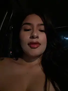 andrea gomes  online show from April 24, 2026, 6:16 am