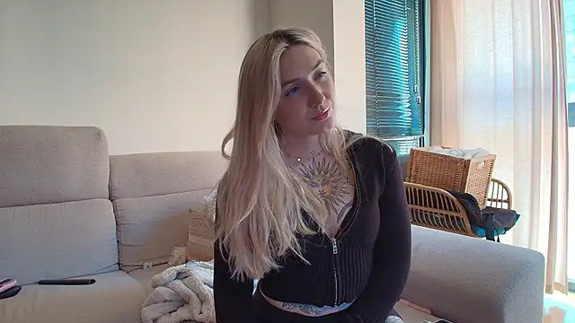 tattoobbgirl online show from March 16, 2026, 1:59 pm