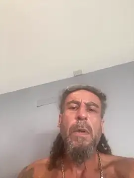 Coco-sarli online show from December 3, 2025, 2:59 pm