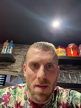 Snapshot of trainwithme chatting on February 27, 2026, 2:50 pm trainwithme online show from February 27, 2026, 2:50 pm