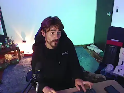 Aaron malikk online show from October 20, 2025, 9:37 pm