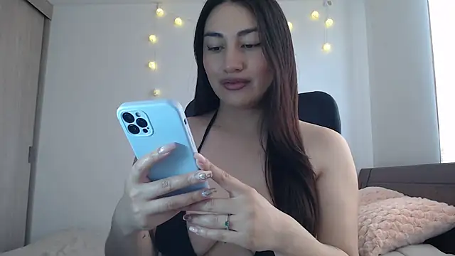 Snapshot of nalafoster chatting on June 14, 2026, 3:14 pm nalafoster online show from June 14, 2026, 3:14 pm