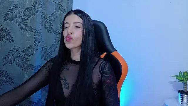 Misscarolsph online show from June 13, 2026, 9:24 pm