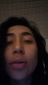 Elowyn online show from November 9, 2025, 1:37 am