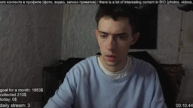 Snapshot of w0rkman chatting on October 9, 2025, 12:08 am w0rkman online show from October 9, 2025, 12:08 am