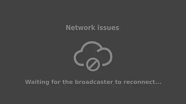Snapshot of MilanaPure chatting on January 2, 2025, 5:18 pm MilanaPure online show from January 2, 2025, 5:18 pm