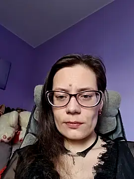 Snapshot of MilanaPure chatting on October 13, 2025, 10:26 am MilanaPure online show from October 13, 2025, 10:26 am