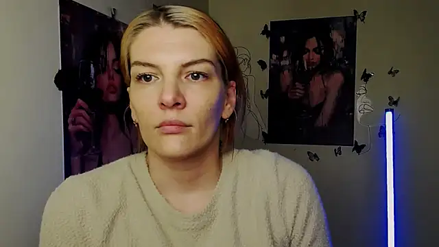 VanessaRey  online show from March 9, 2026, 6:12 pm