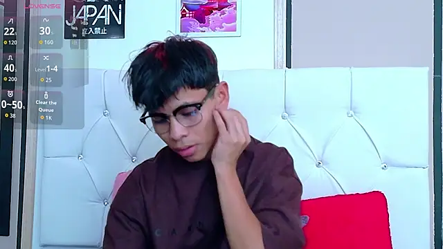 Ethan Westt online show from November 13, 2025, 8:41 pm