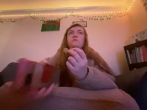 Snapshot of ShereeJenkins chatting on March 17, 2025, 9:55 pm ShereeJenkins online show from March 17, 2025, 9:55 pm