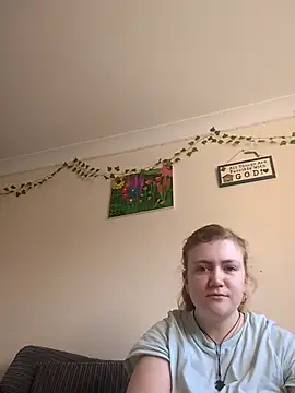 Snapshot of ShereeJenkins chatting on March 18, 2025, 12:03 pm ShereeJenkins online show from March 18, 2025, 12:03 pm