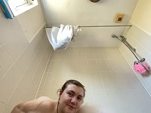 Snapshot of ShereeJenkins chatting on March 19, 2025, 12:01 pm ShereeJenkins online show from March 19, 2025, 12:01 pm