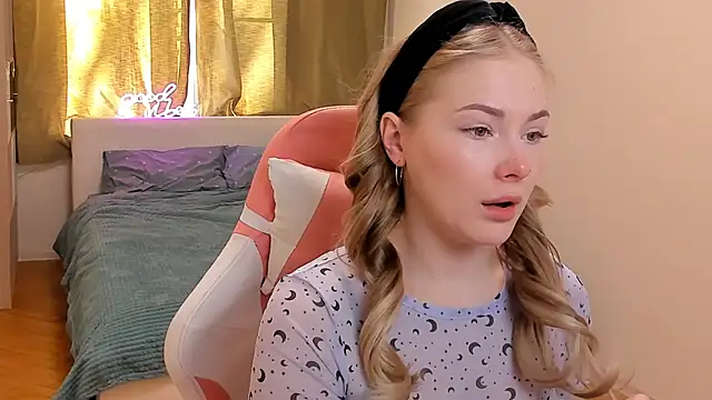 -awari- online show from March 22, 2025, 11:00 am