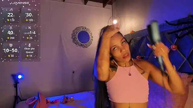 Danna williamss online show from October 25, 2025, 12:13 pm