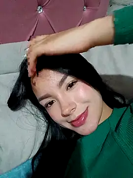 Snapshot of adrianagilton chatting on October 18, 2025, 10:32 pm adrianagilton online show from October 18, 2025, 10:32 pm